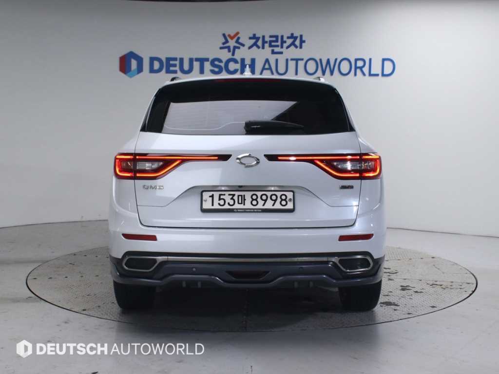 SAMSUNG QM6 - Vista 4