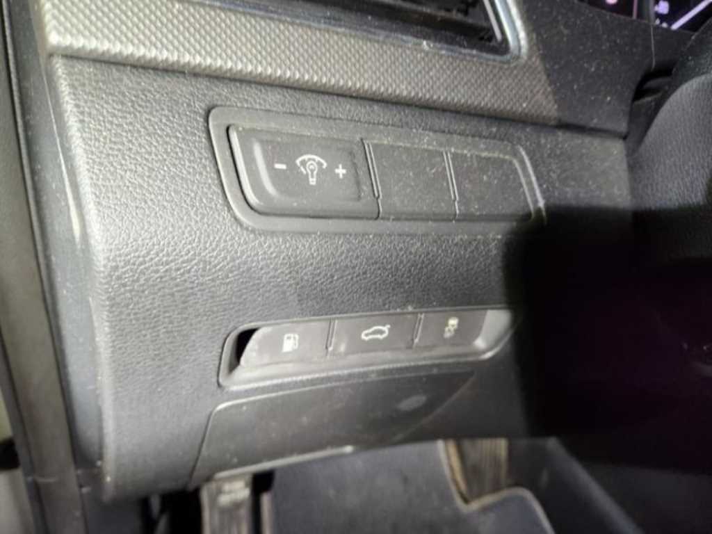 HYUNDAI Sonata - Vista 10