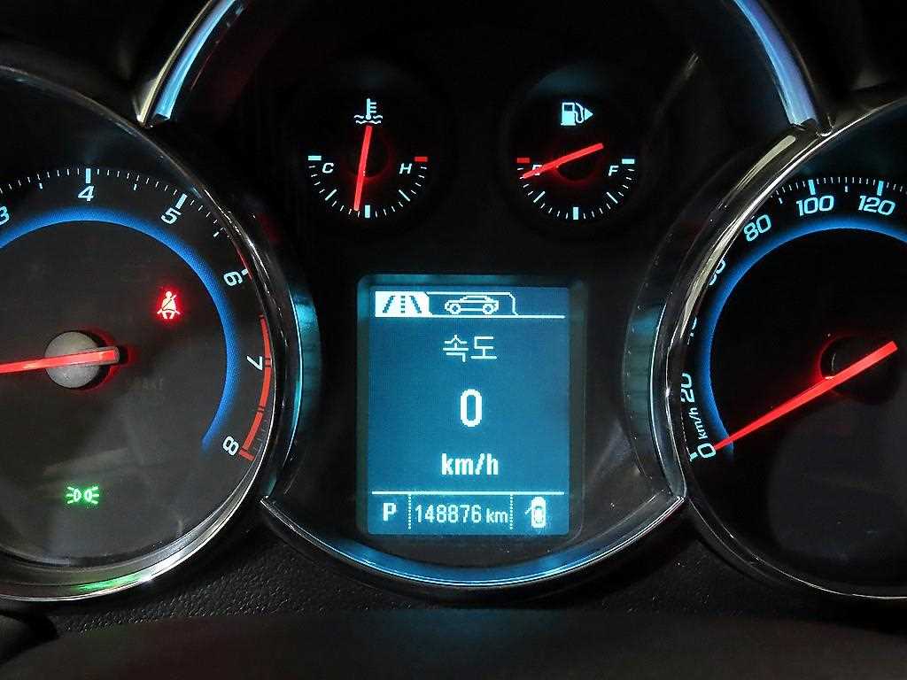 Chevrolet Cruise - Vista 9