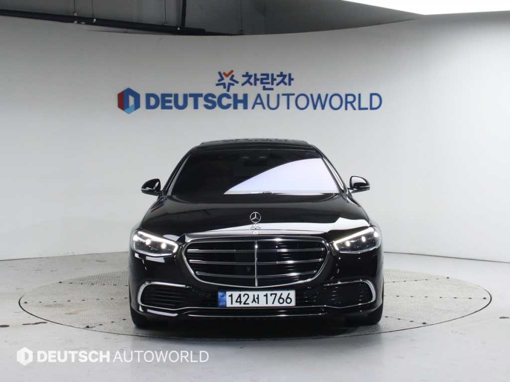 Mercedes Benz S Class - Vista 4