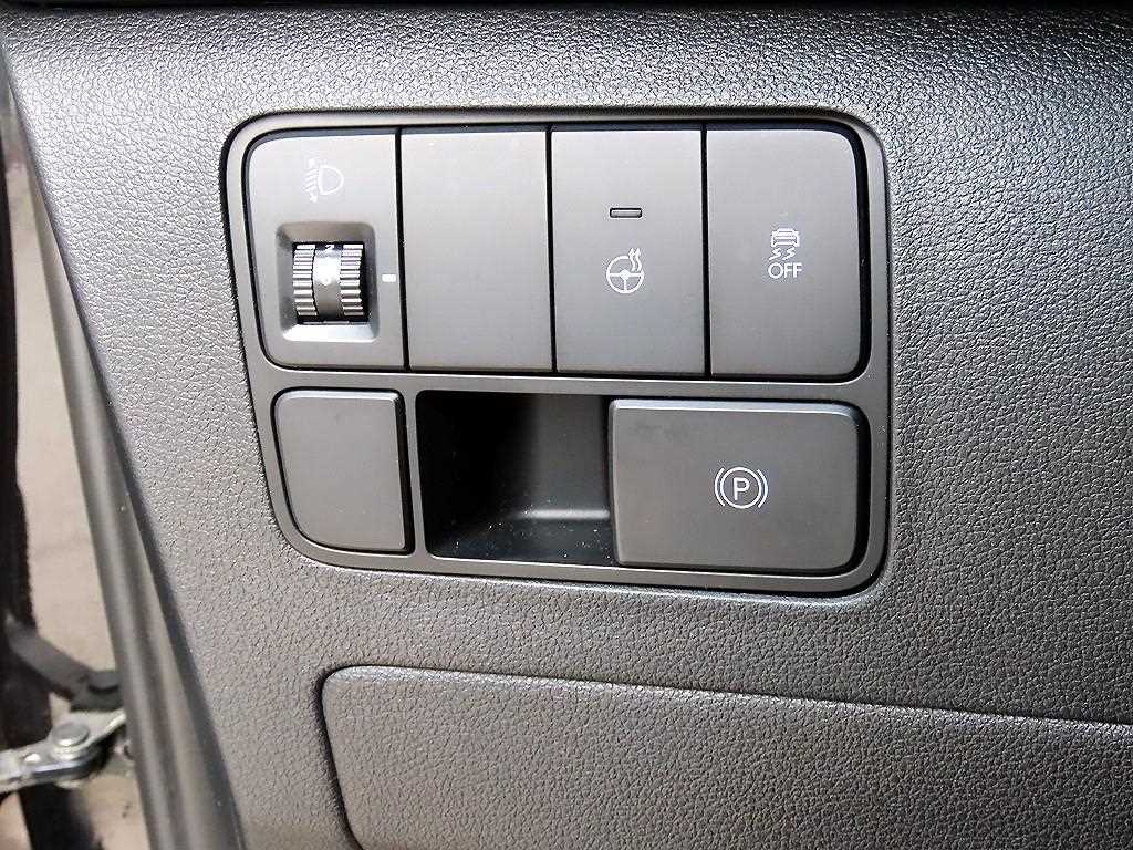 HYUNDAI Staria - Vista 12