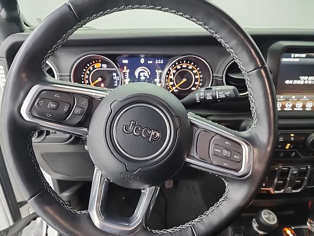 Jeep Wrangler - Vista 9