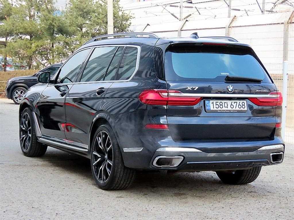 BMW X7 - Vista 2