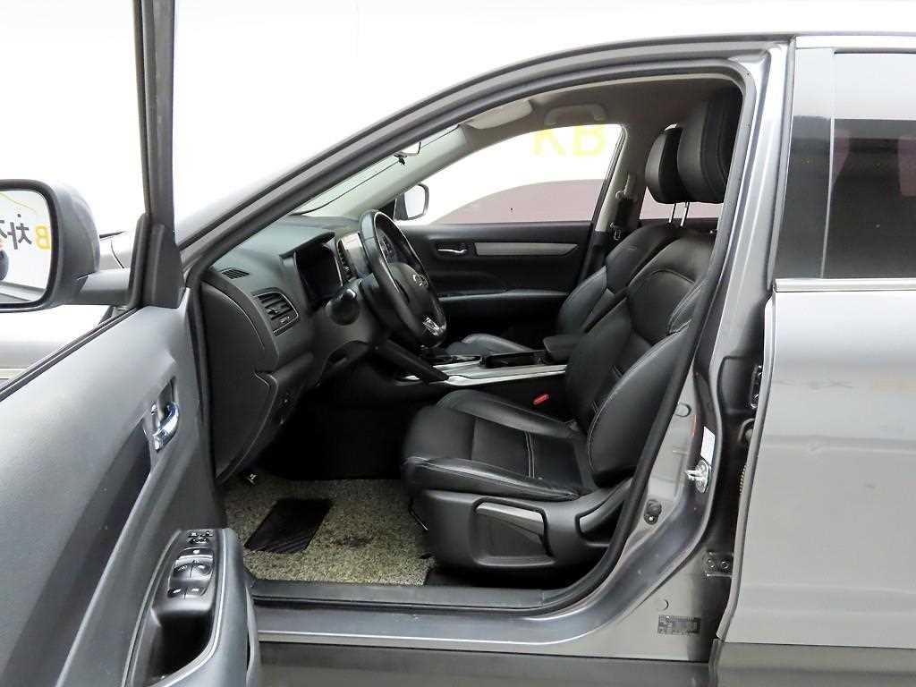 SAMSUNG QM6 - Vista 8