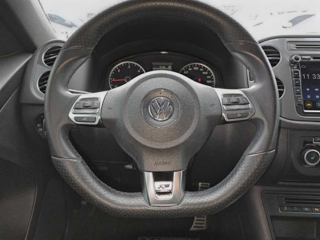 Volkswagen Tiguan - Vista 11