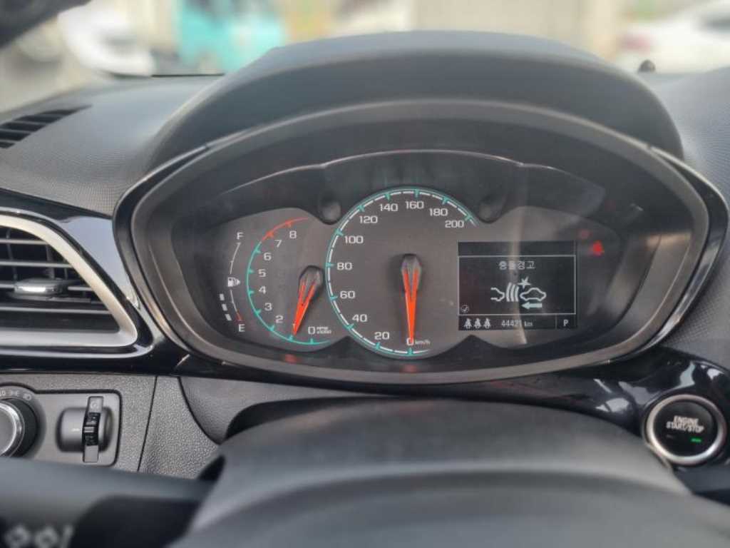 Chevrolet Spark - Vista 5