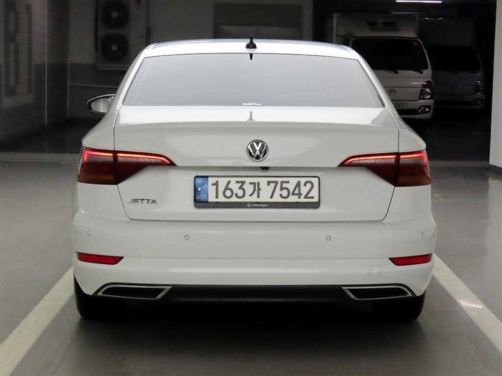 Volkswagen Jetta - Vista 3