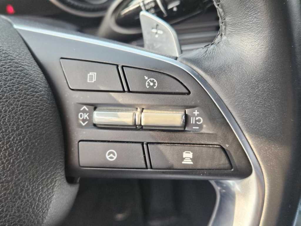 HYUNDAI Grandeur - Vista 4