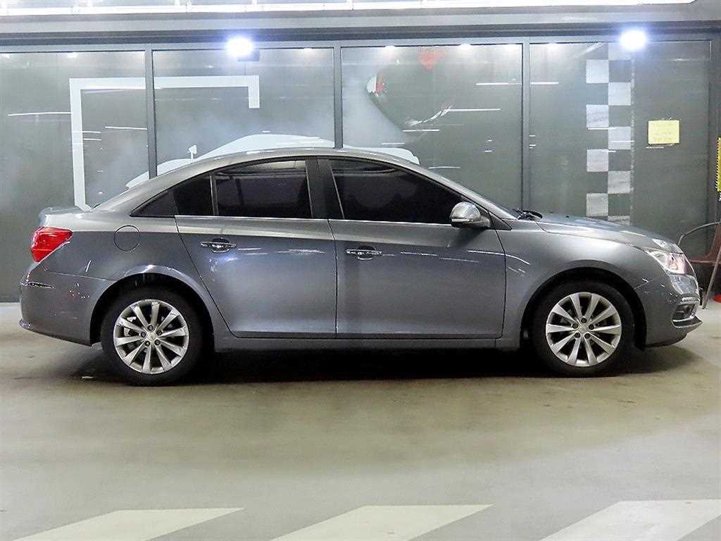 Chevrolet Cruise - Vista 3