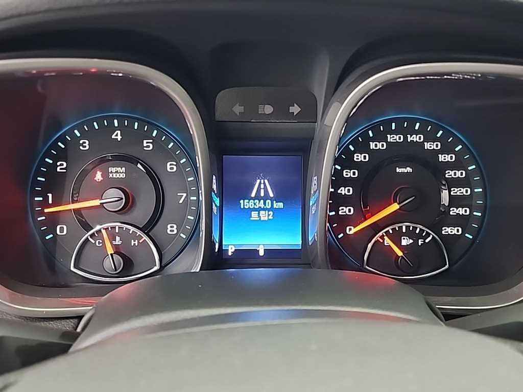 Chevrolet Malibu - Vista 6