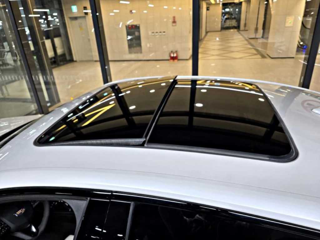 Cadillac CT5 2023 Blanco - Importación desde Corea - HF Imports Iquique - Foto 19