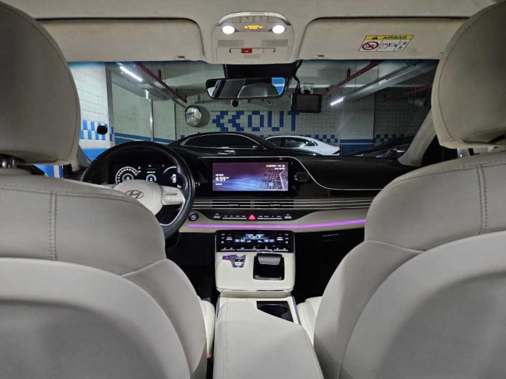 HYUNDAI Grandeur - Vista 9