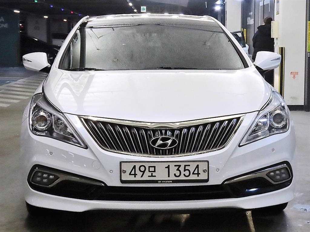 HYUNDAI Grandeur - Vista 3