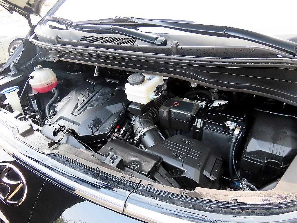 HYUNDAI Staria 2022 Negro - Importación desde Corea - HF Imports Iquique - Foto 19