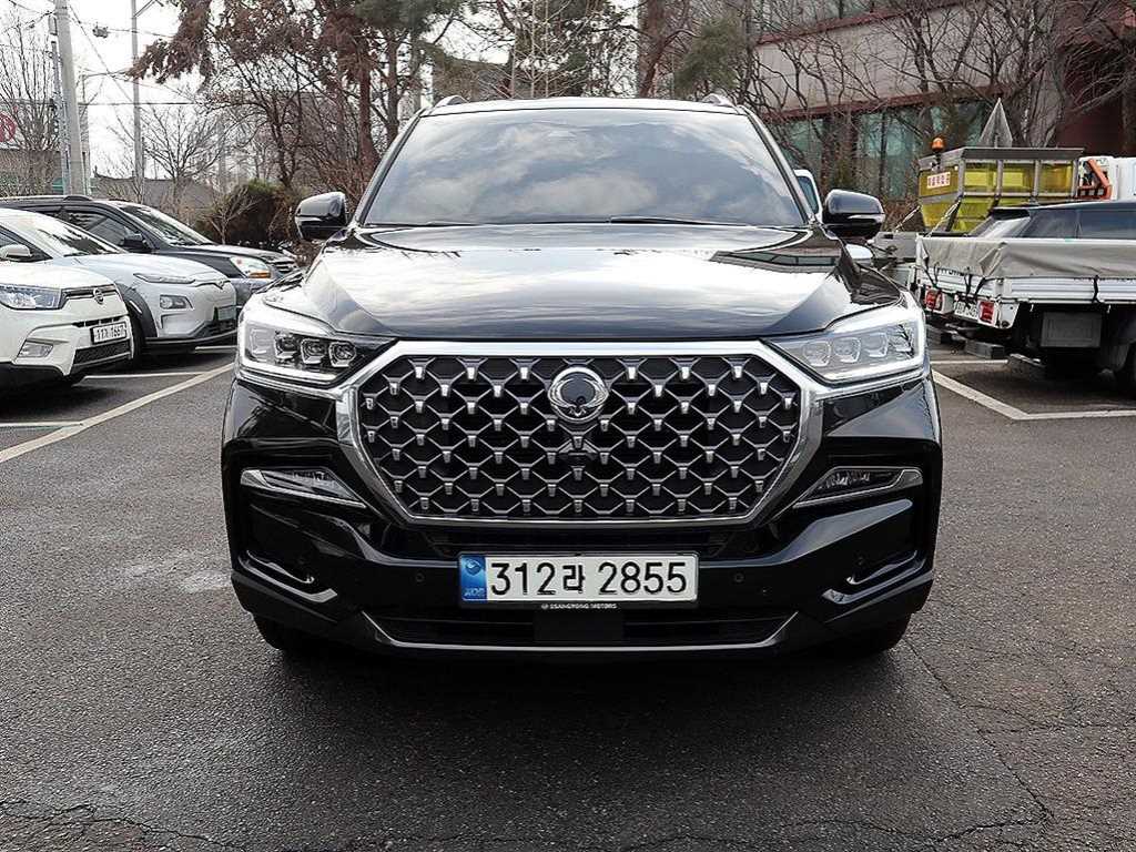 Ssangyong Rexton 2023 Negro - Importación desde Corea - HF Imports Iquique - Foto 1