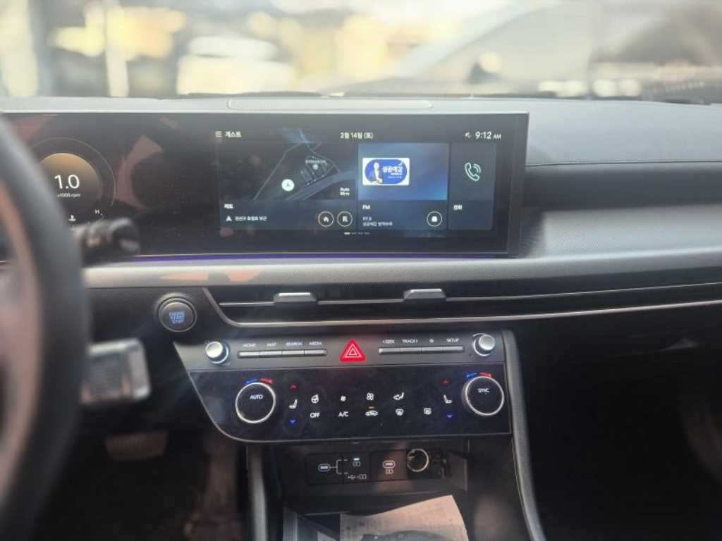 HYUNDAI Sonata - Vista 10