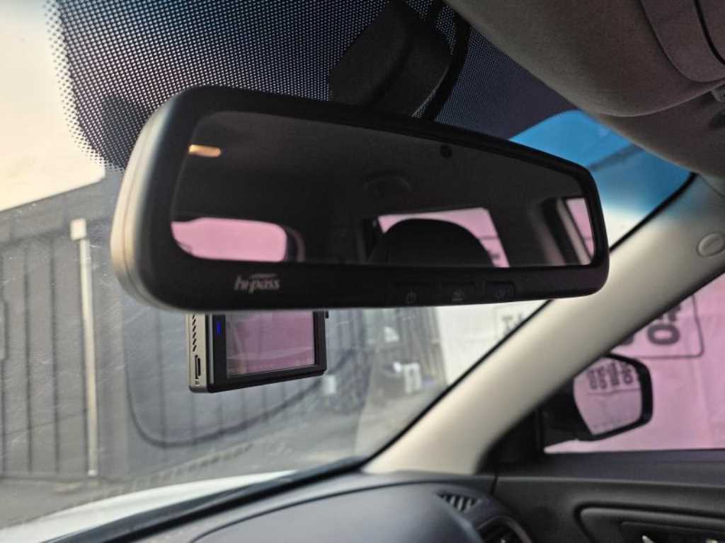 Ssangyong Tivoli 2017 Blanco - Importación desde Corea - HF Imports Iquique - Foto 15