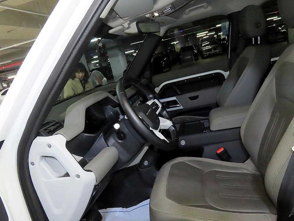 Land Rover Defender - Vista 6