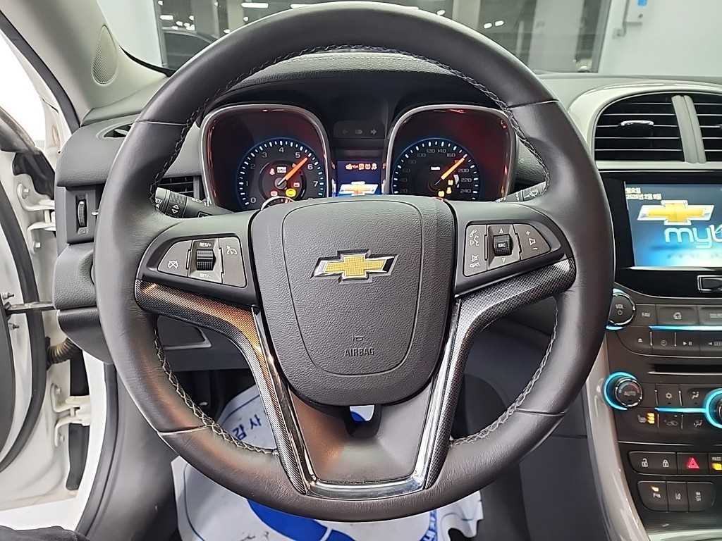 Chevrolet Malibu - Vista 9