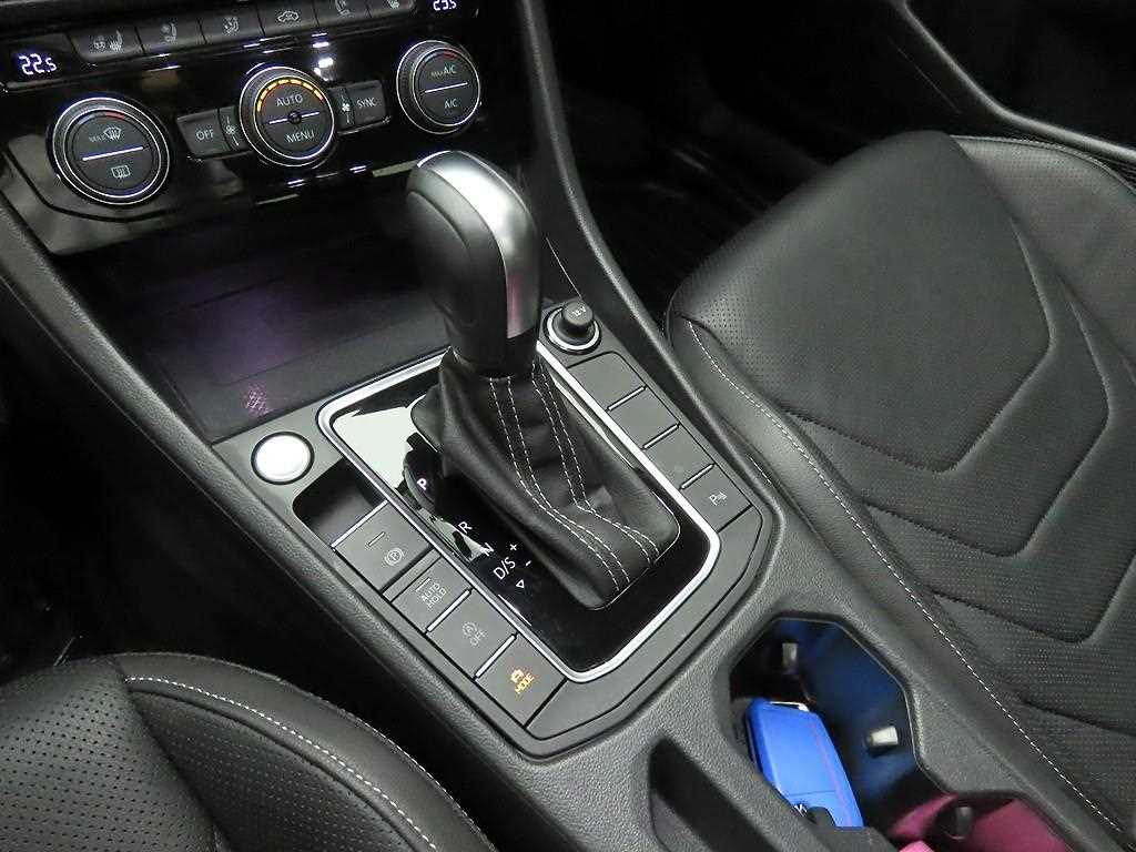 Volkswagen Jetta - Vista 10