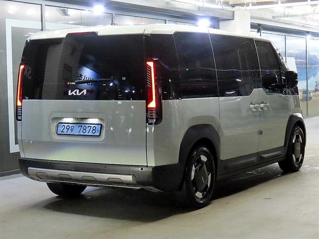 KIA PV5 - Vista 4