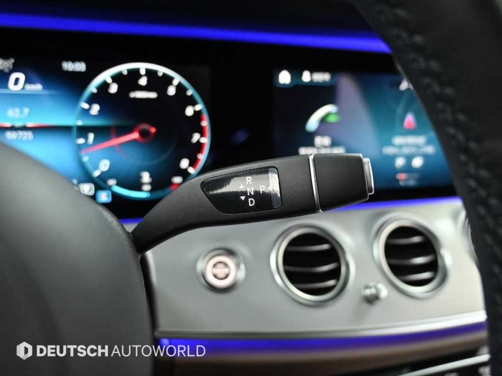 Mercedes Benz E class - Vista 9