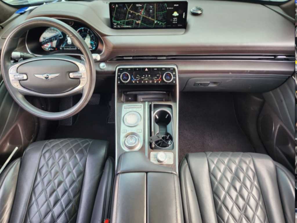 Genesis GV80 - Vista 5