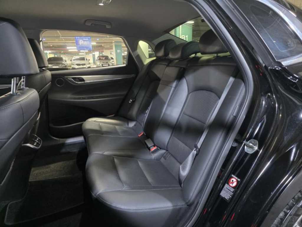 HYUNDAI Grandeur - Vista 8