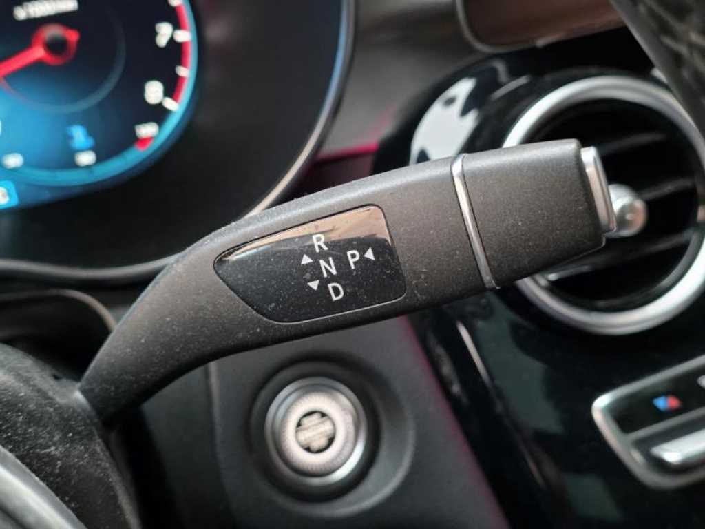 Mercedes Benz GLC Class - Vista 10