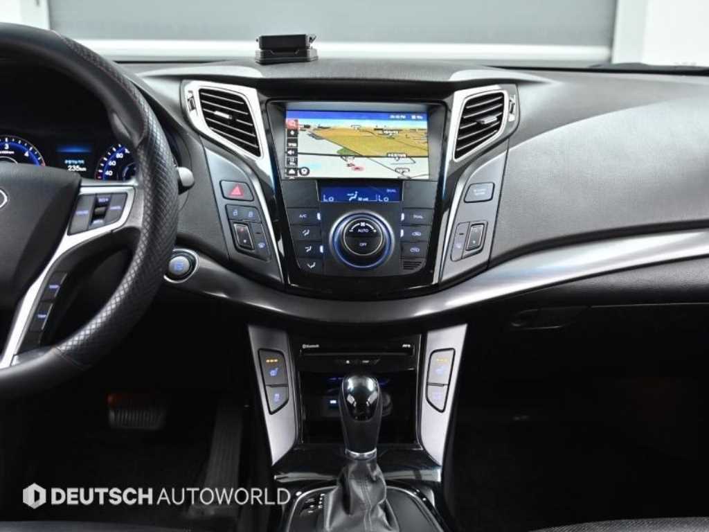 HYUNDAI i40 2012 Blanco - Importación desde Corea - HF Imports Iquique - Foto 14