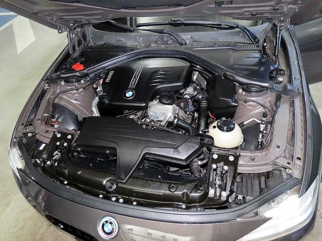 BMW 3 series 2014 Gris - Importación desde Corea - HF Imports Iquique - Foto 18