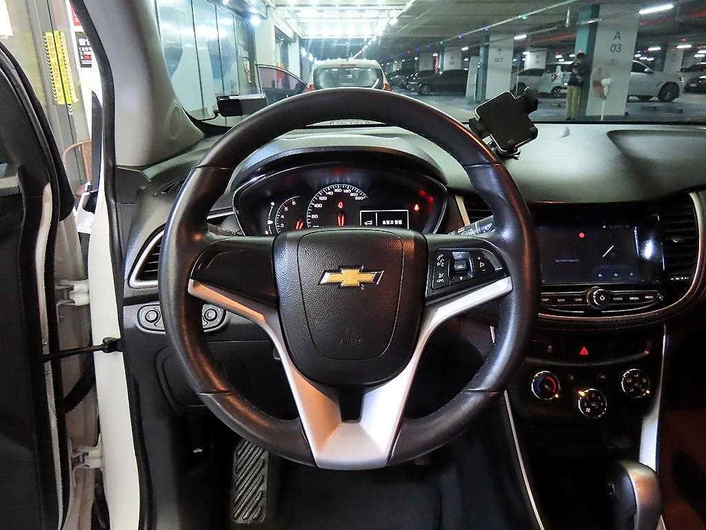 Chevrolet Trax - Vista 8