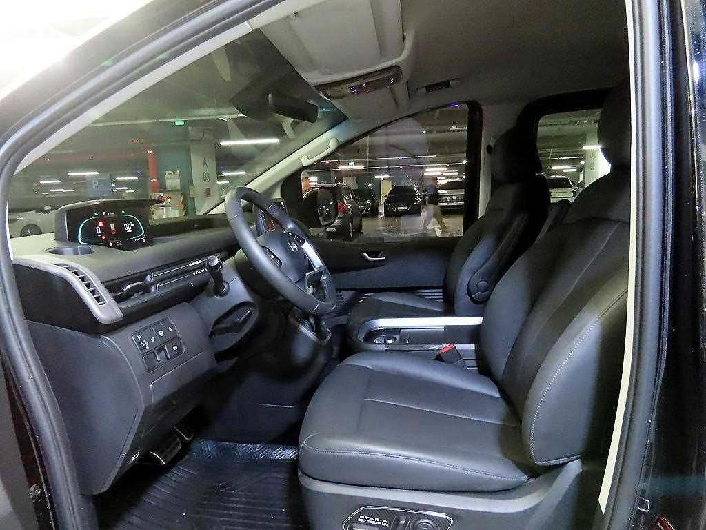 HYUNDAI Staria - Vista 6