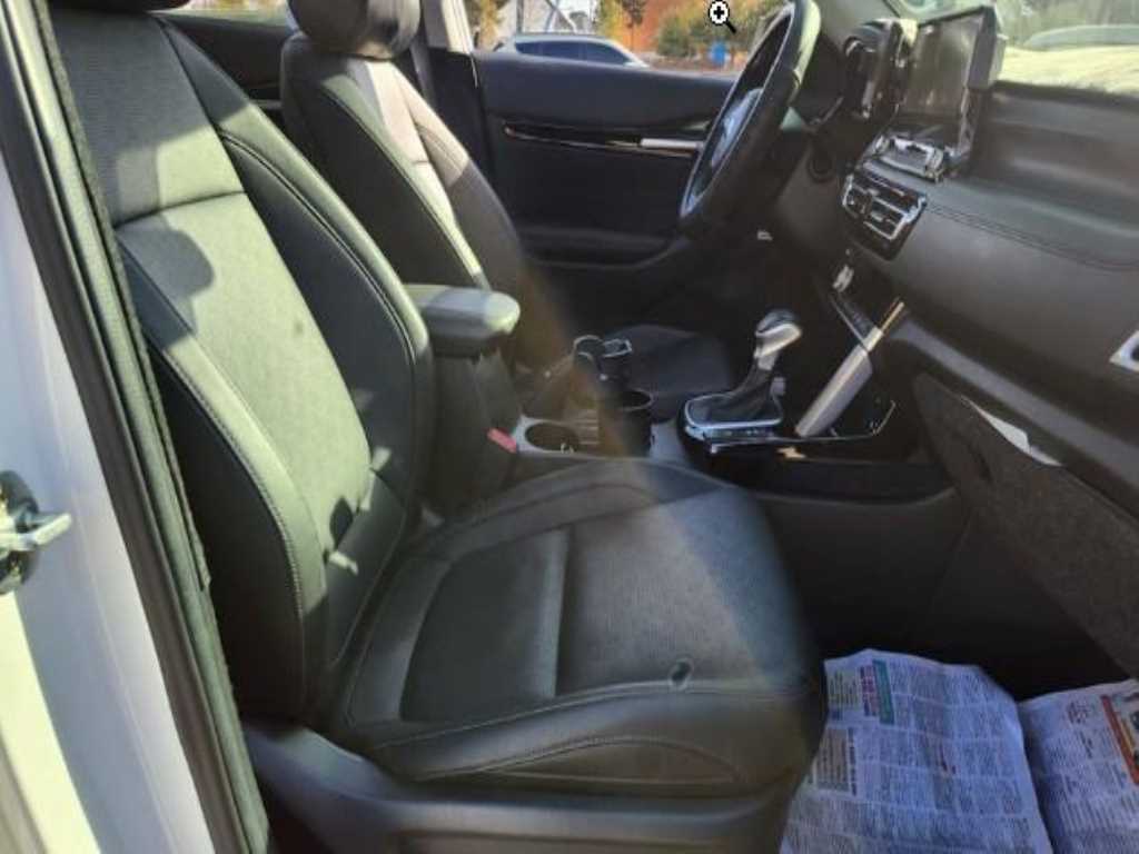 KIA Seltos - Vista 6