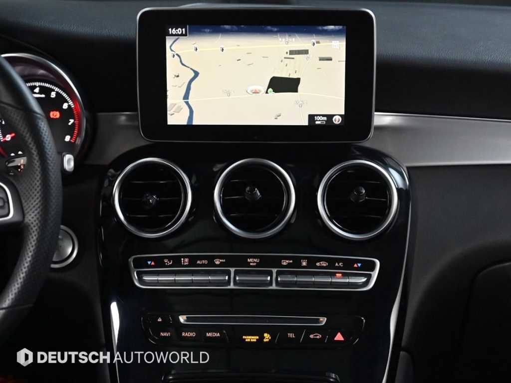 Mercedes Benz GLC Class 2019 Negro - Importación desde Corea - HF Imports Iquique - Foto 14