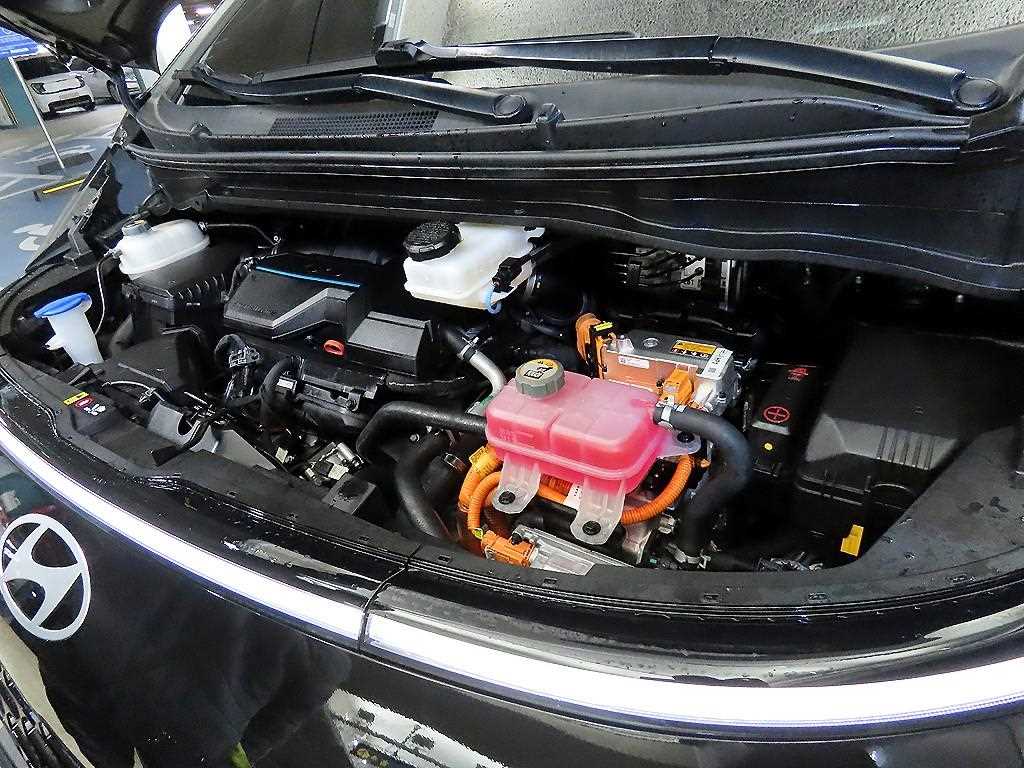 HYUNDAI Staria 2025 Negro - Importación desde Corea - HF Imports Iquique - Foto 19