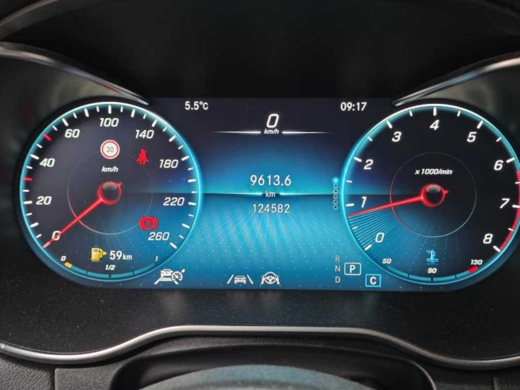 Mercedes Benz GLC Class - Vista 7