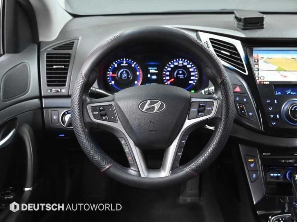 HYUNDAI i40 2012 Blanco - Importación desde Corea - HF Imports Iquique - Foto 13