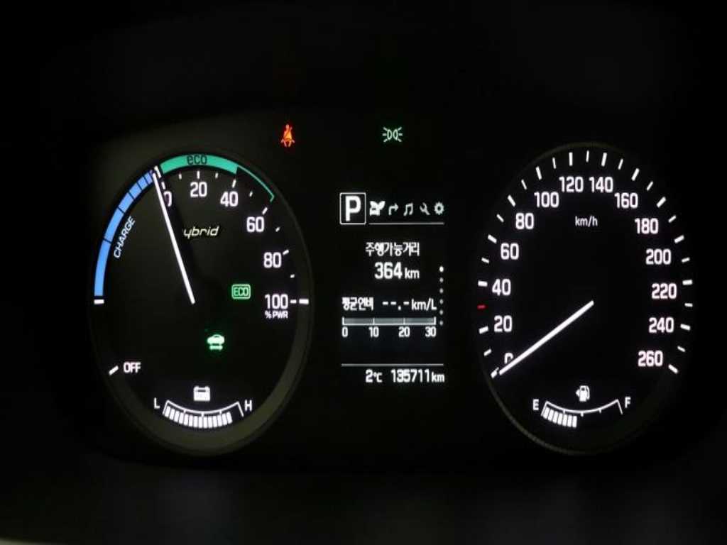 HYUNDAI Sonata - Vista 9