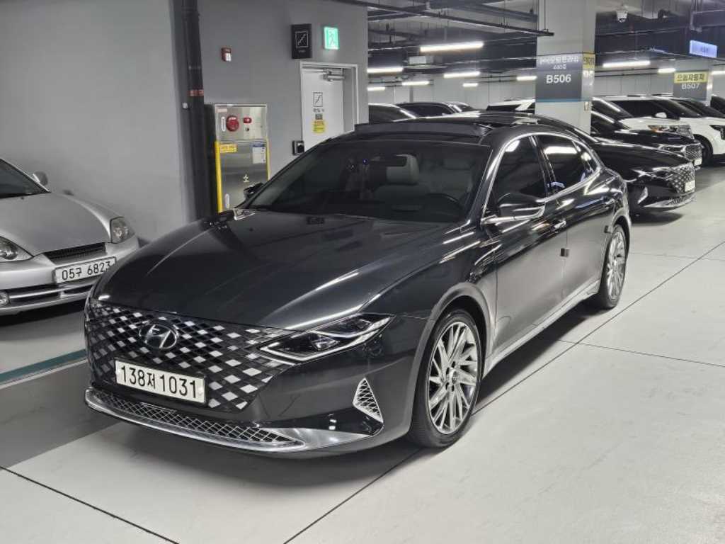 HYUNDAI Grandeur - Vista 3