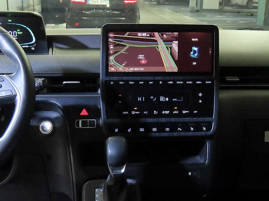 HYUNDAI Staria - Vista 11