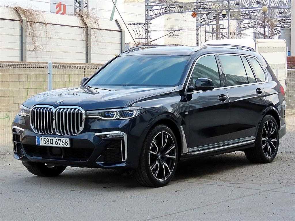 BMW X7 2021 Negro - Importación desde Corea - HF Imports Iquique - Foto 1