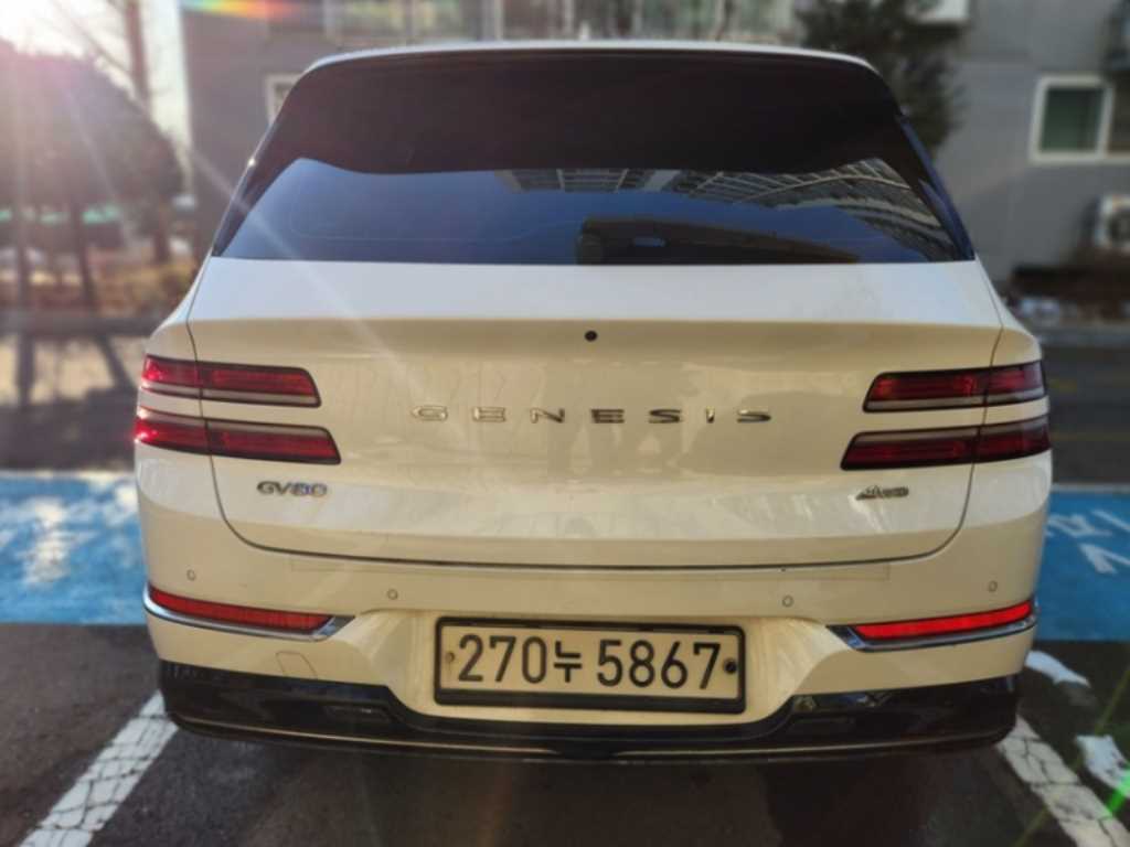 Genesis GV80 - Vista 4