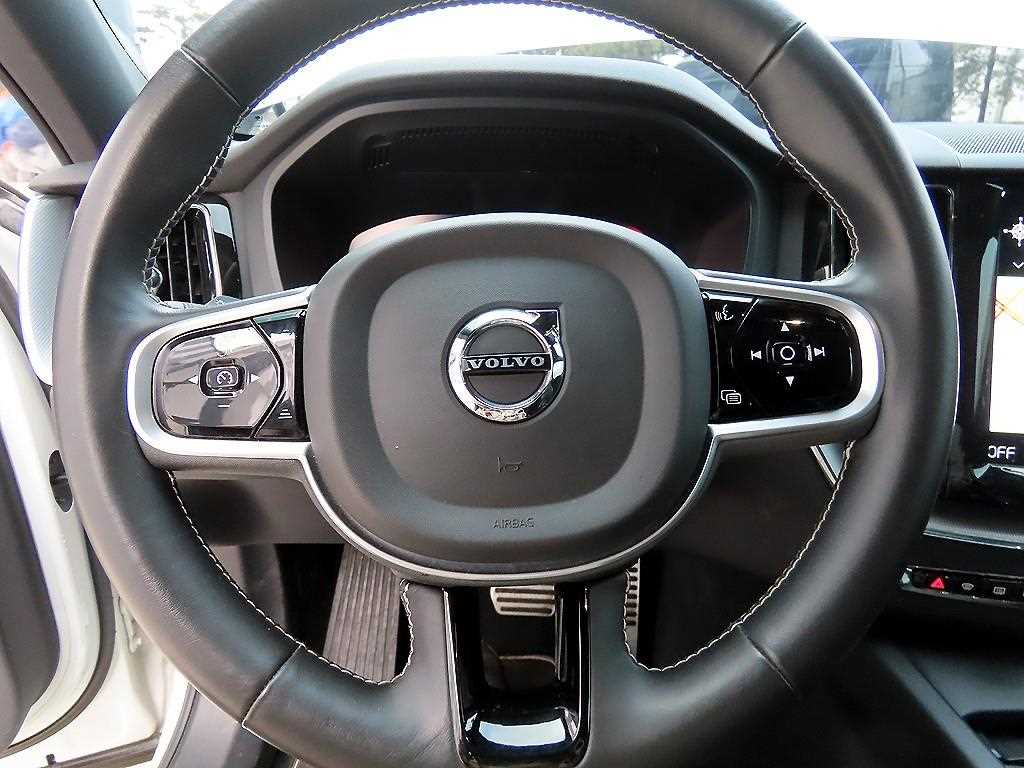 Volvo XC60 - Vista 8