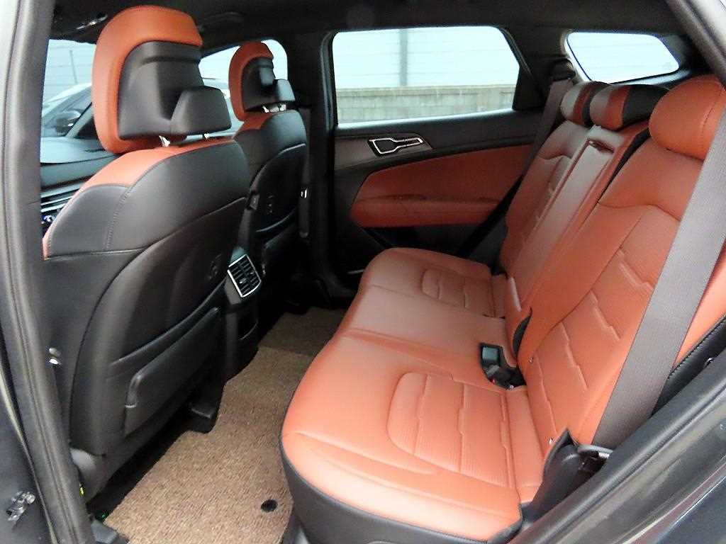 KIA Sportage - Vista 6