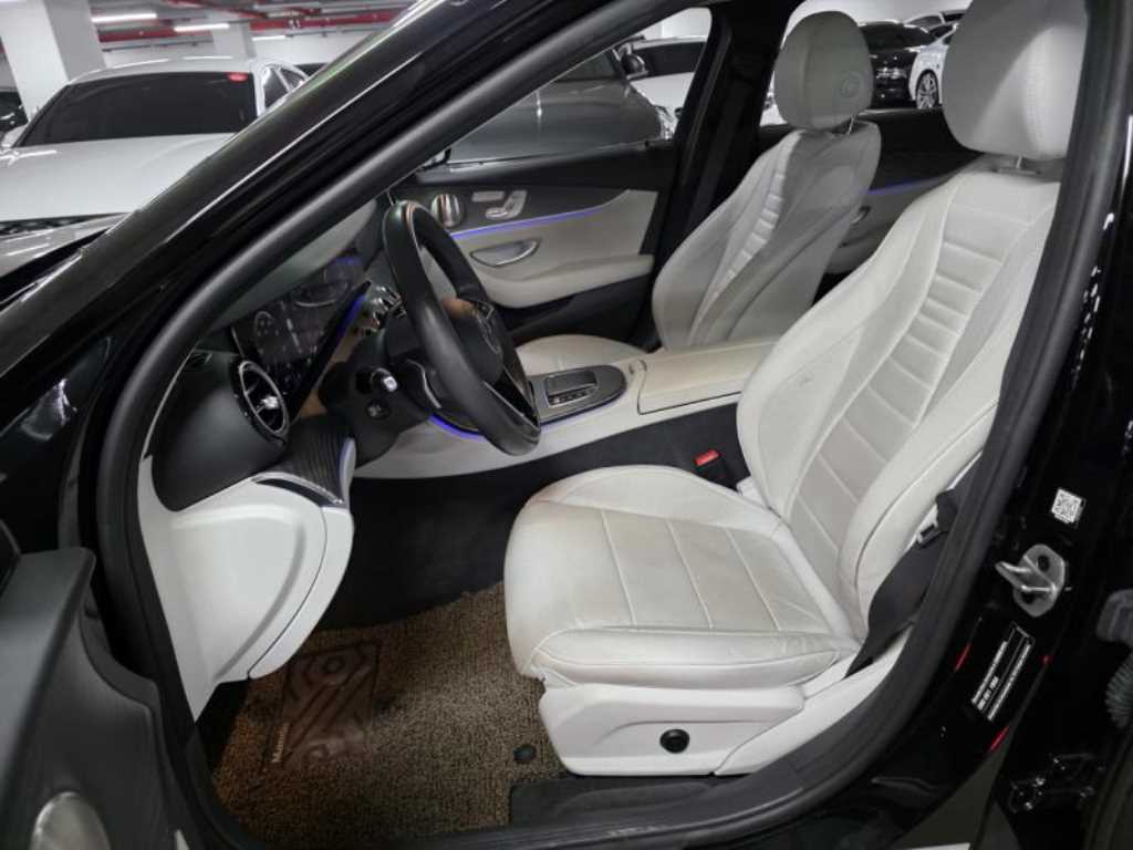 Mercedes Benz E class 2022 Negro - Importación desde Corea - HF Imports Iquique - Foto 1