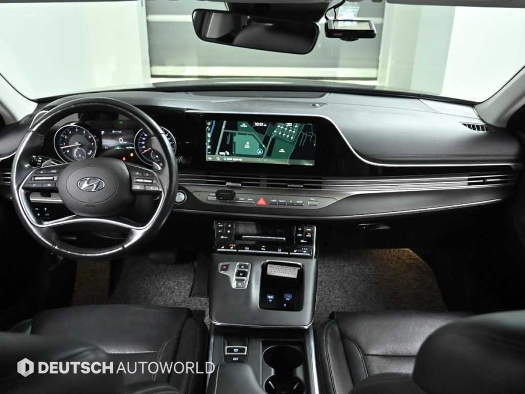 HYUNDAI Grandeur - Vista 7