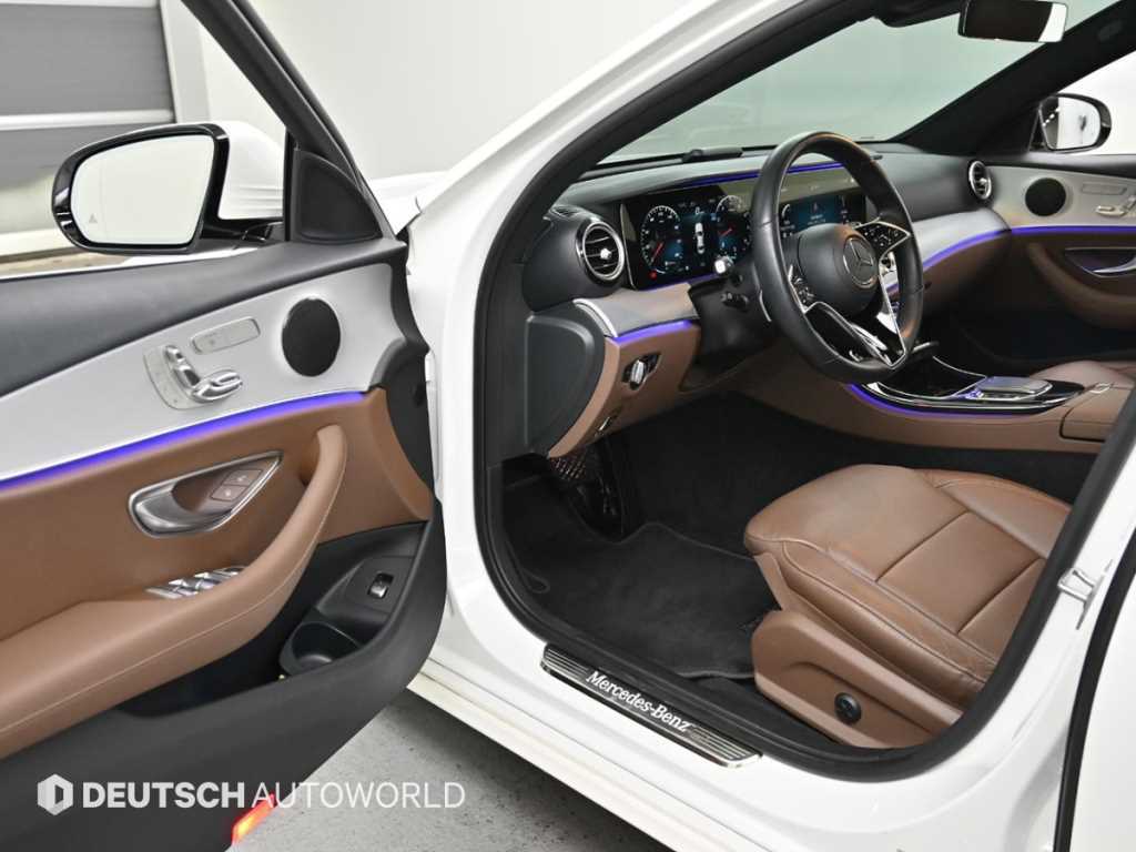 Mercedes Benz E class - Vista 11