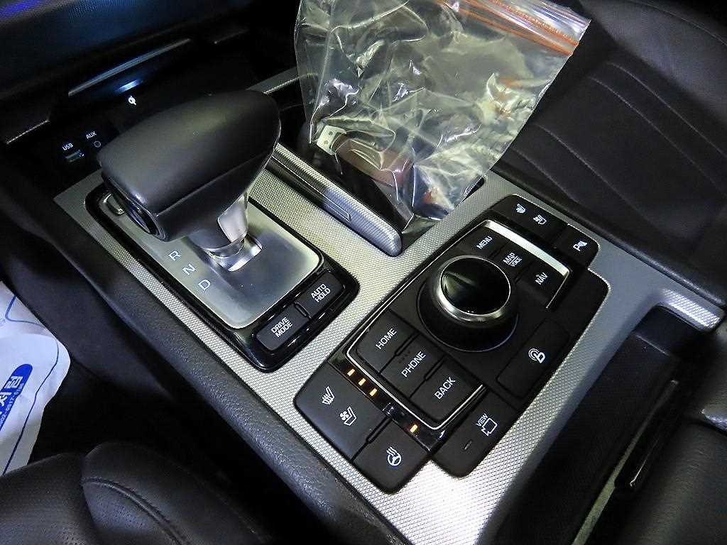 Genesis G80 - Vista 12