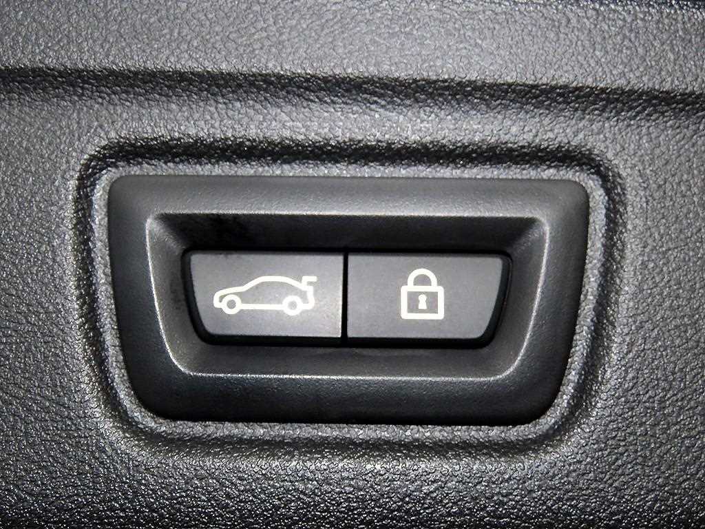 BMW 3 series 2021 skyblue - Importación desde Corea - HF Imports Iquique - Foto 17